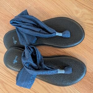 Black and Blue Sandals